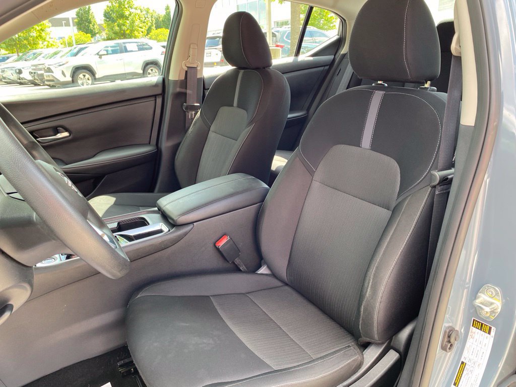 Used 2025 Nissan Sentra SV FWD image 22