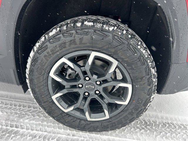 New 2026 Chevrolet Equinox ACTIV w/ Convenience Package III image 11