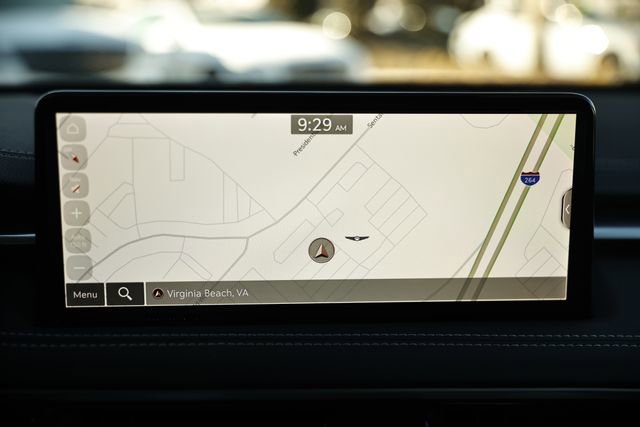 Certified 2025 Genesis G70 2.5T image 35