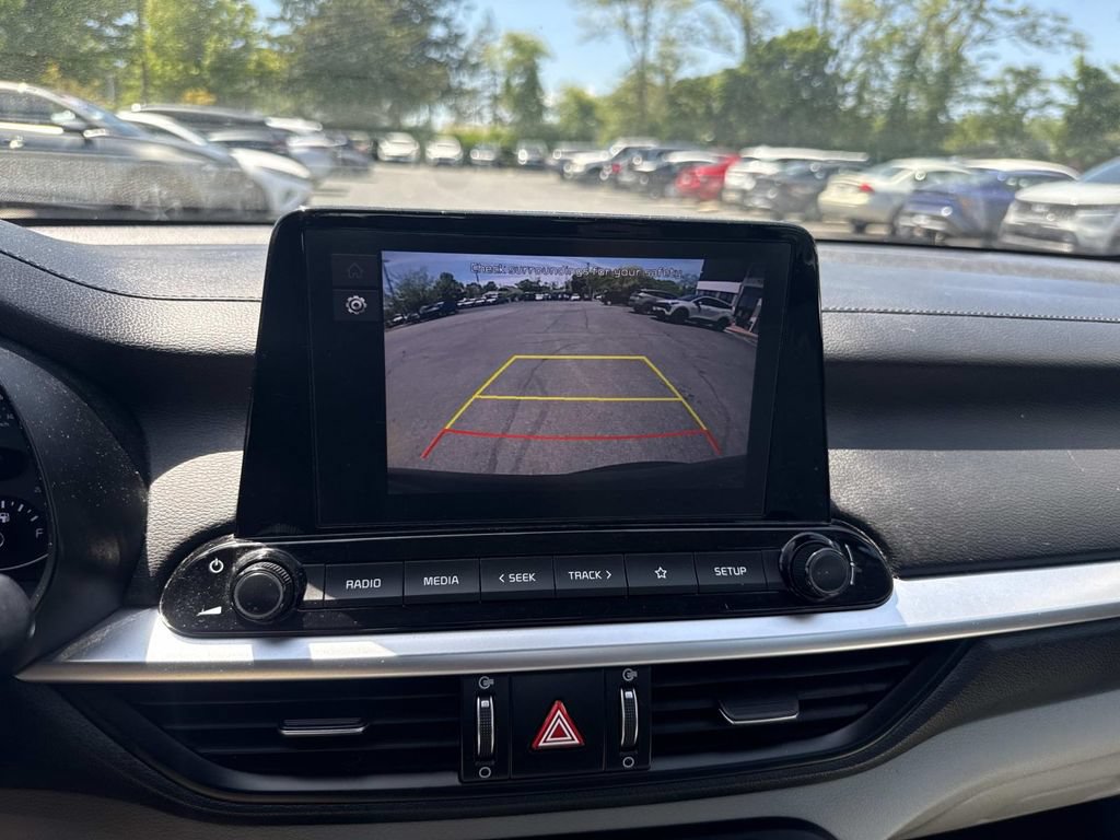 Used 2022 Kia Forte LXS FWD image 20