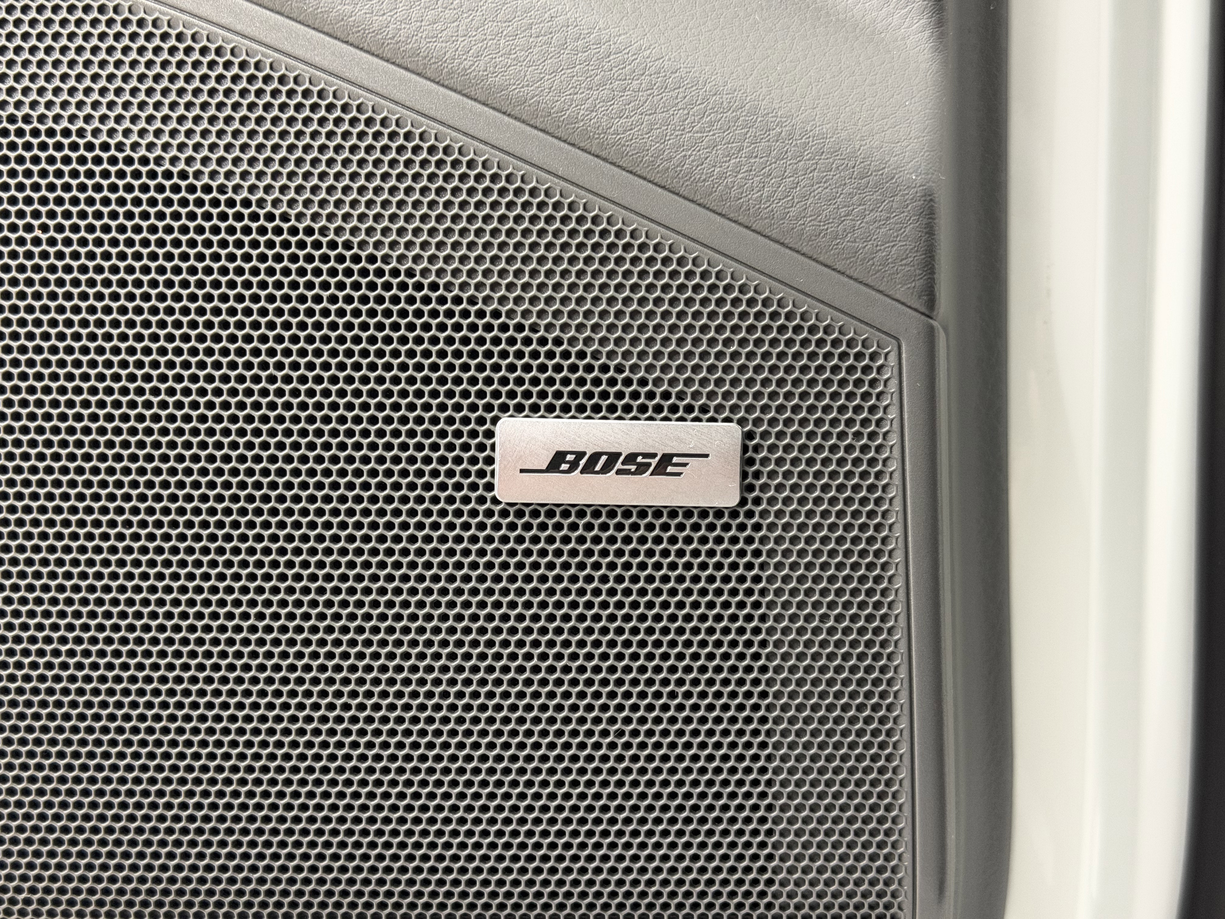 Certified 2023 Porsche Cayenne image 31