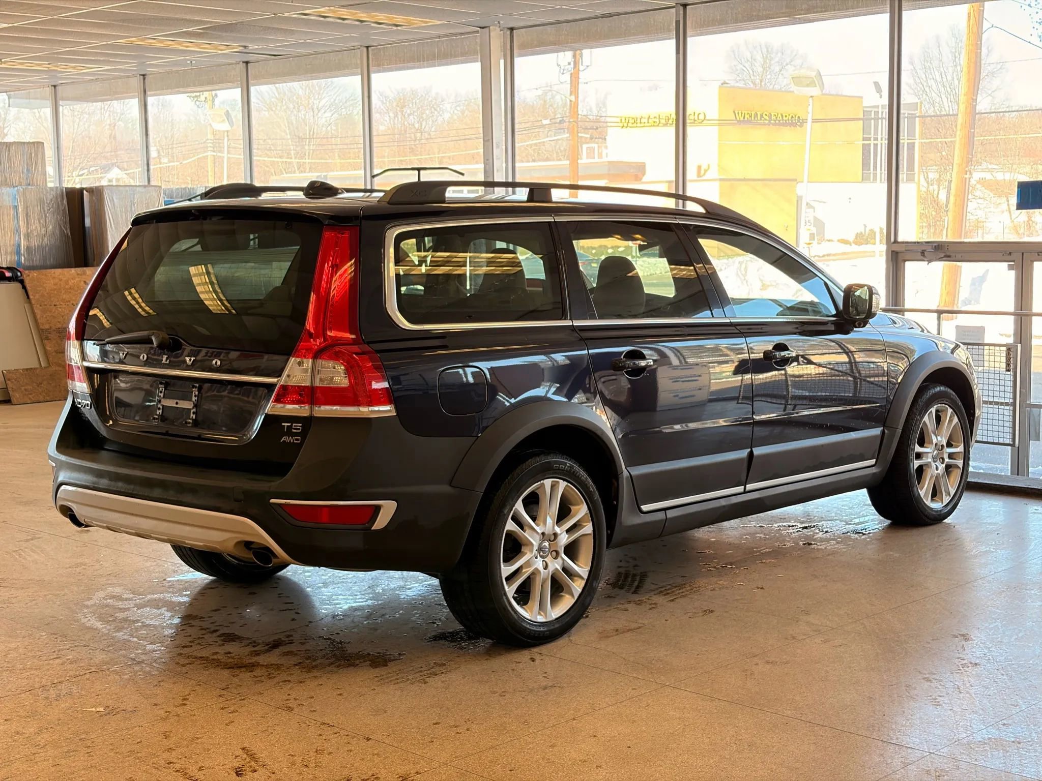 Used 2016 Volvo XC70 T5 Platinum w/ Protection Package AWD/4WD image 50