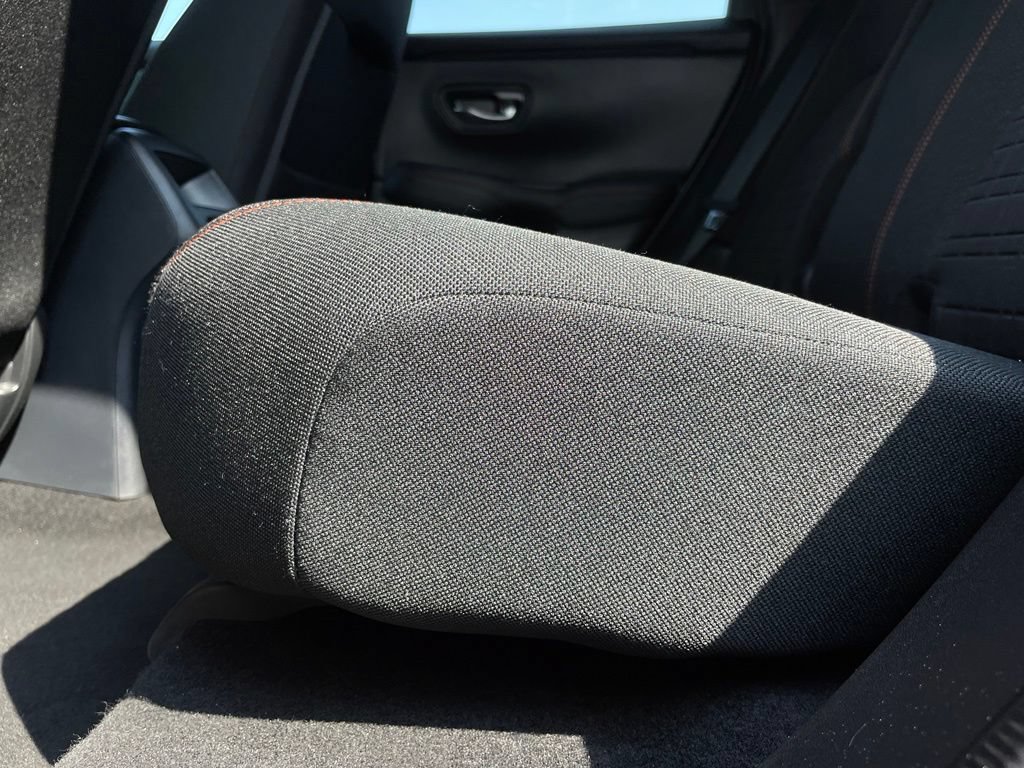 Certified 2025 Honda HR-V Sport image 40