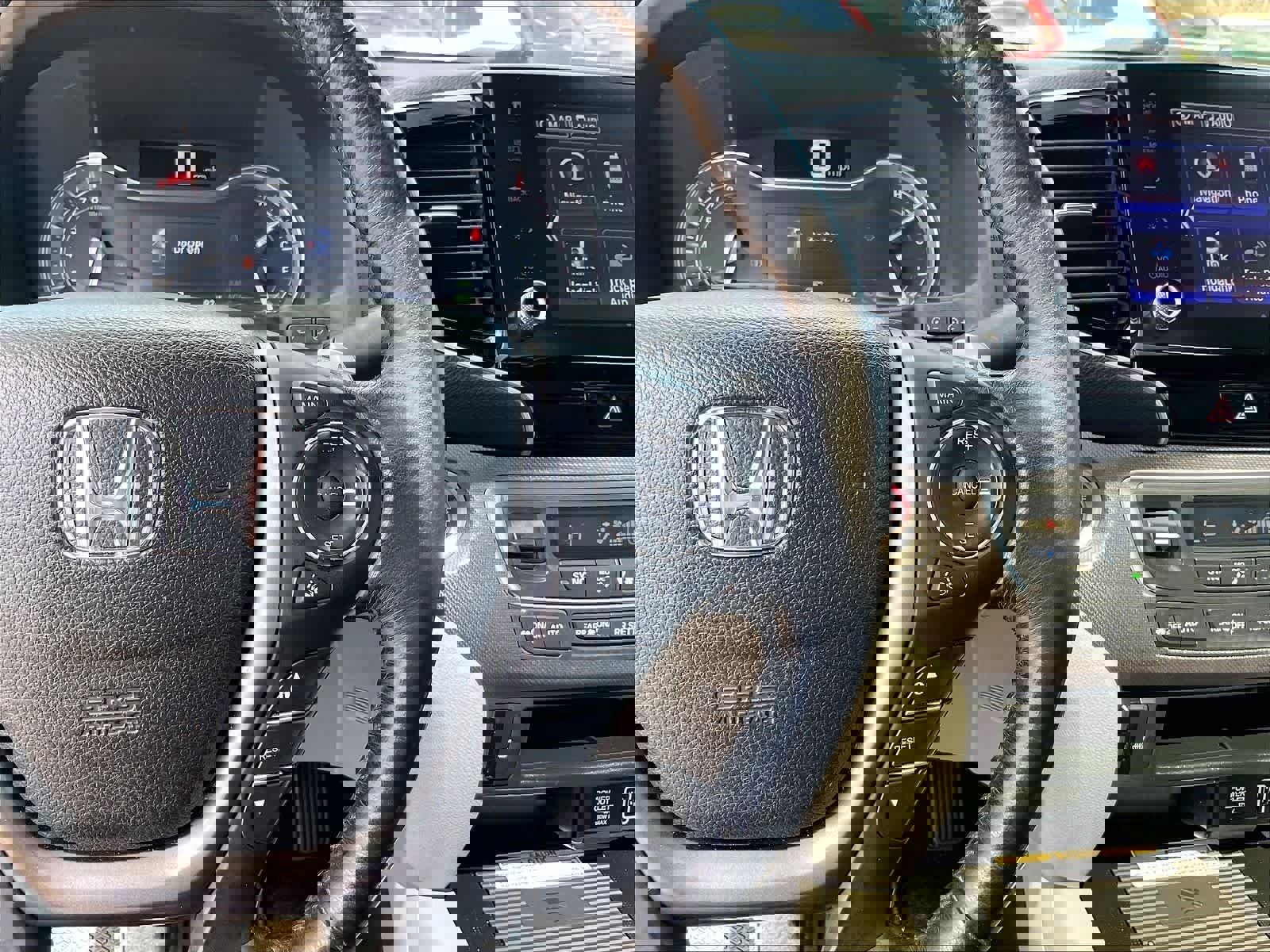 Used 2023 Honda Ridgeline RTL-E image 24