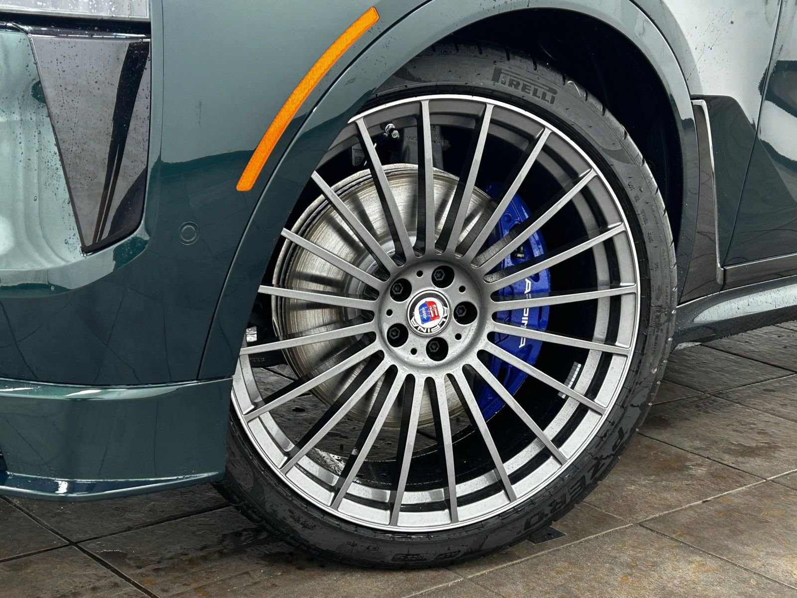 New 2026 BMW ALPINA XB7 AWD/4WD image 2