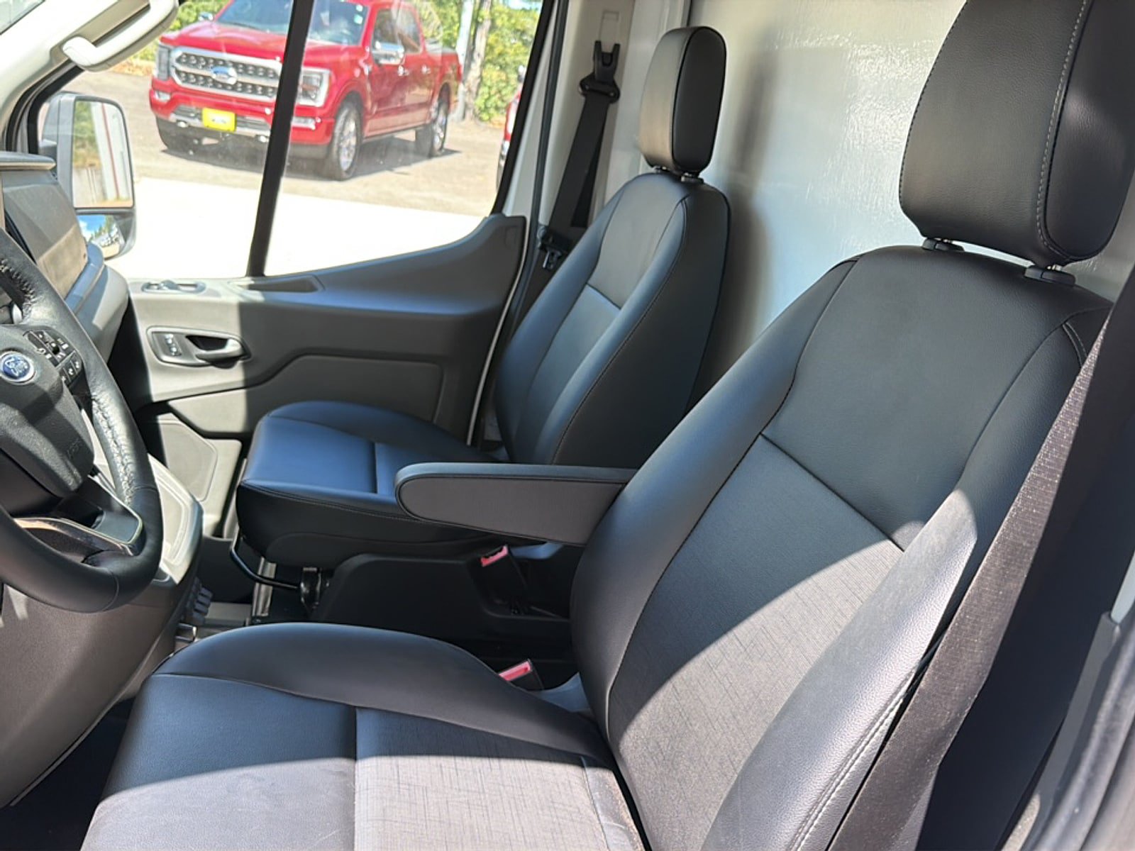 Used 2023 Ford Transit 350 Low Roof DRW AWD w/ Ambulance Prep Package image 21