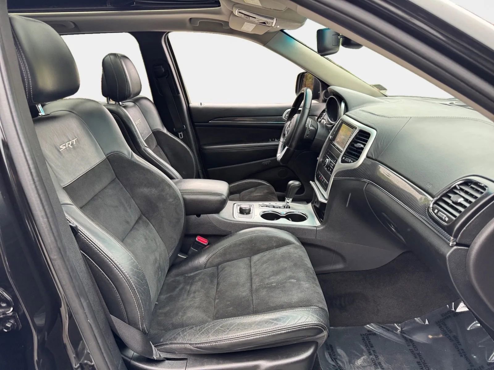 Used 2012 Jeep Grand Cherokee SRT8 w/ Luxury Group II AWD/4WD image 10