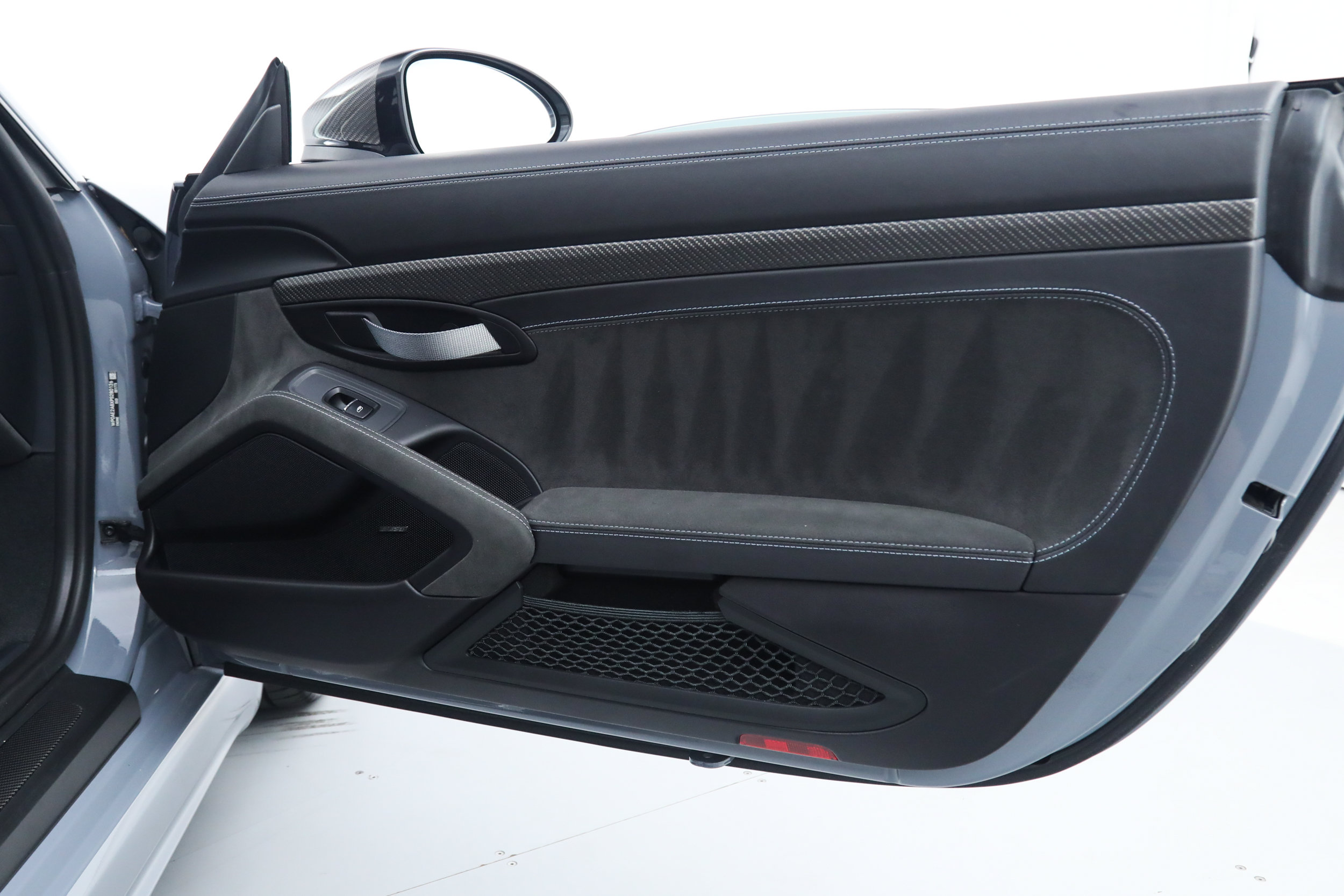 Used 2023 Porsche 718 Cayman GT4 RS RWD image 18