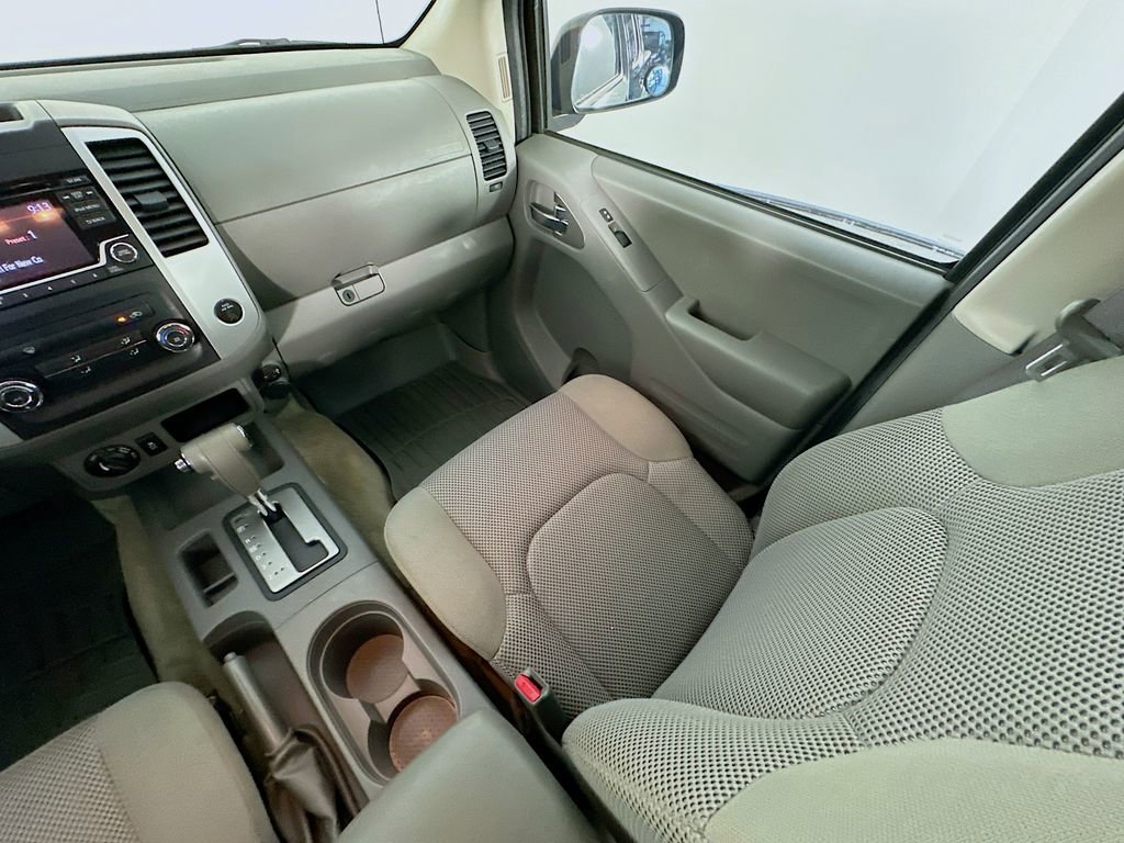 Used 2017 Nissan Frontier SV AWD/4WD image 11