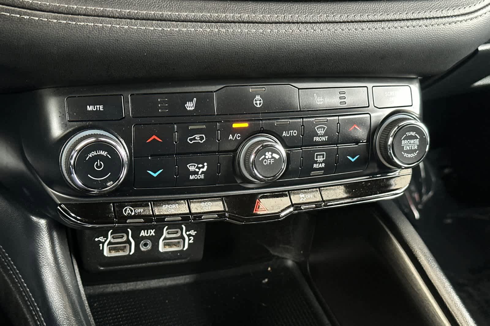 Used 2023 Dodge Durango SXT RWD image 22