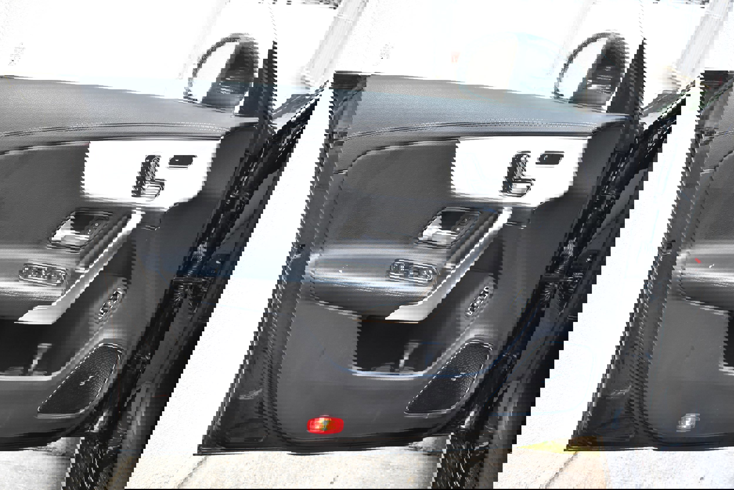 Used 2020 Mercedes-Benz CLA 250 4MATIC image 21