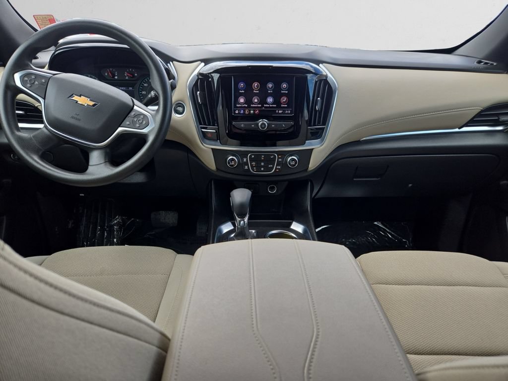 Used 2022 Chevrolet Traverse LS AWD/4WD image 11