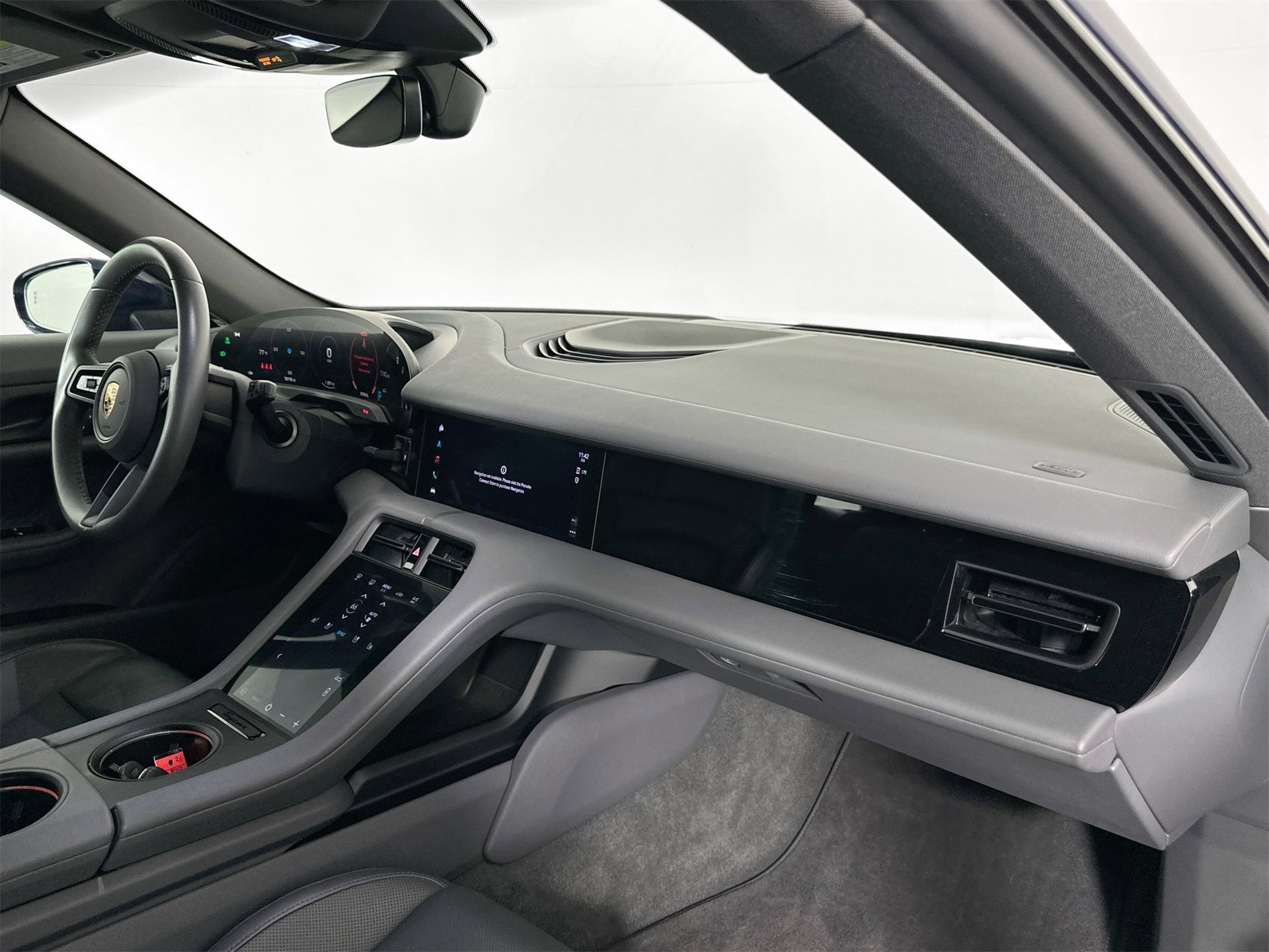 Certified 2024 Porsche Taycan 4 Cross Turismo image 27