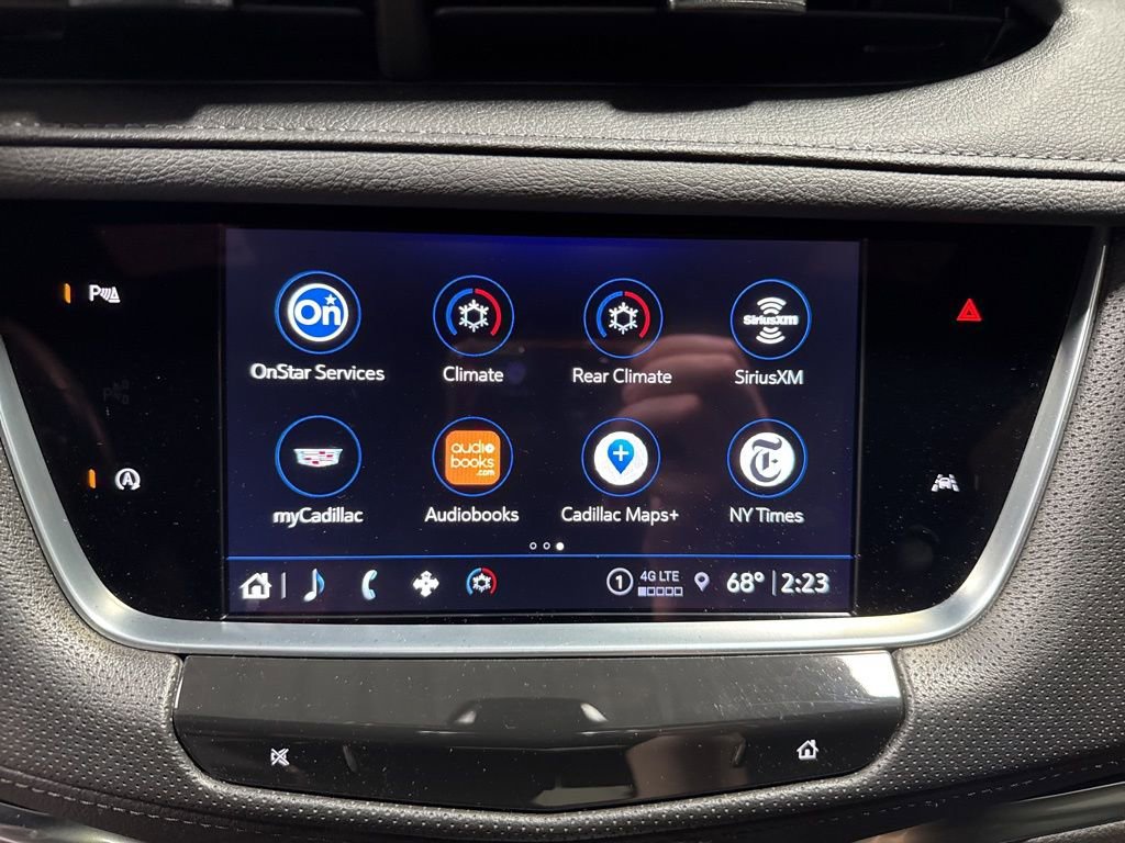 Used 2023 Cadillac XT6 Luxury image 27