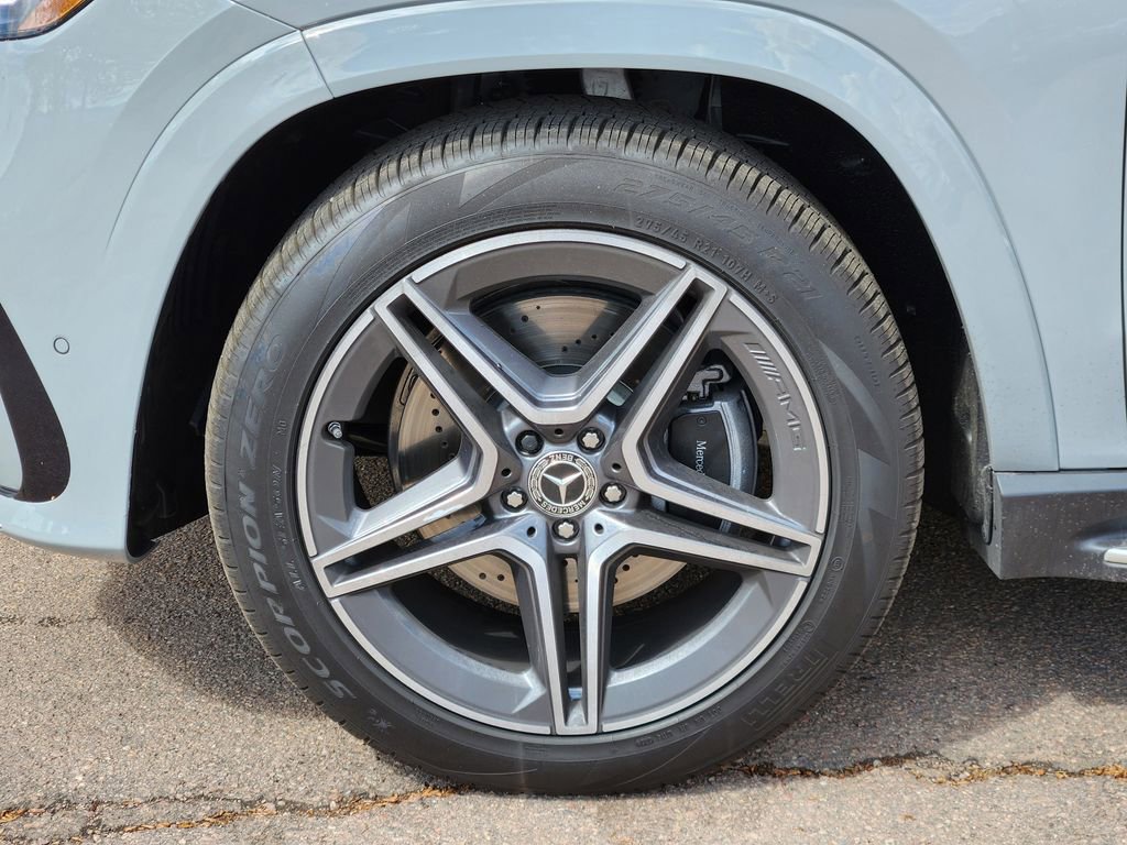 Used 2025 Mercedes-Benz GLS 450 4MATIC image 10