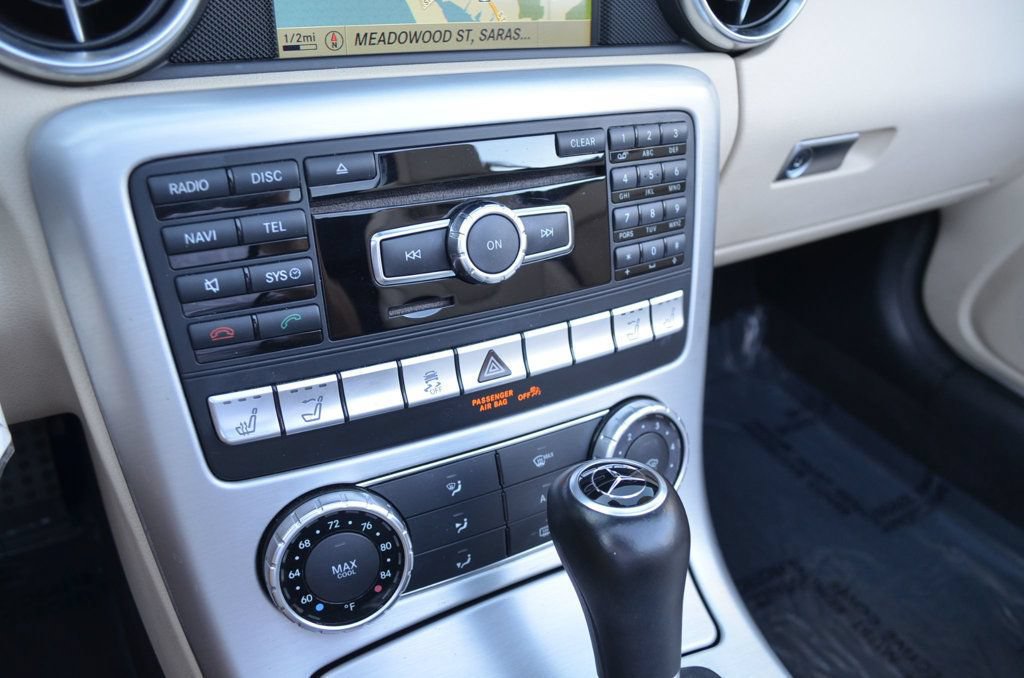 Used 2015 Mercedes-Benz SLK 250 image 54