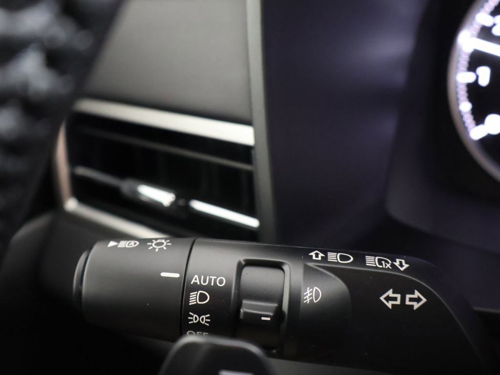 New 2026 Mitsubishi Outlander LE AWD/4WD image 43