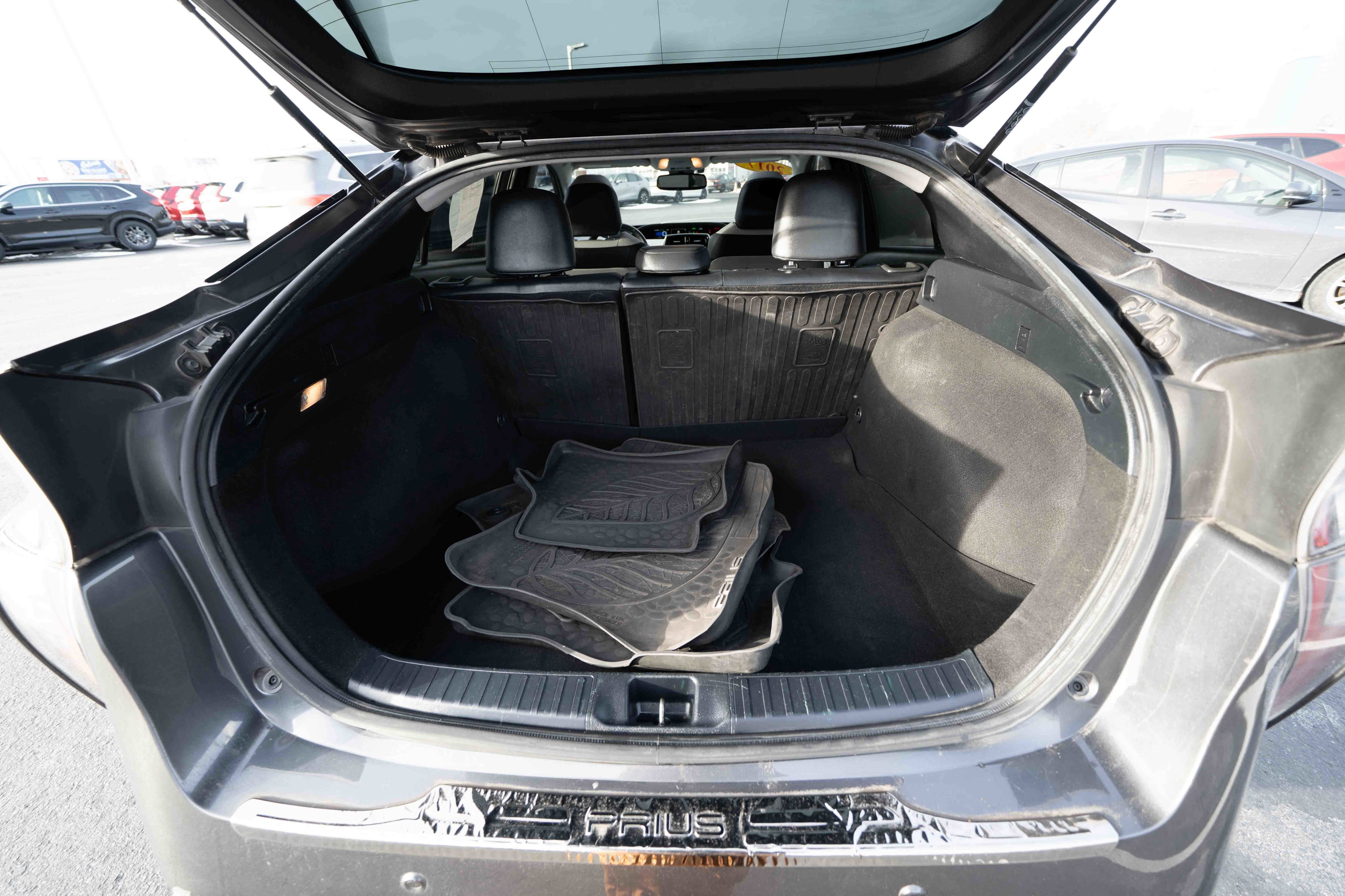 Used 2017 Toyota Prius Four image 27