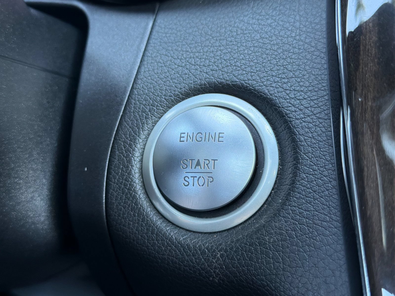 Certified 2018 Mercedes-Benz C 43 AMG 4MATIC Sedan image 20