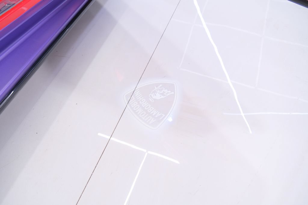 Used 2021 Lamborghini Huracan EVO RWD image 34
