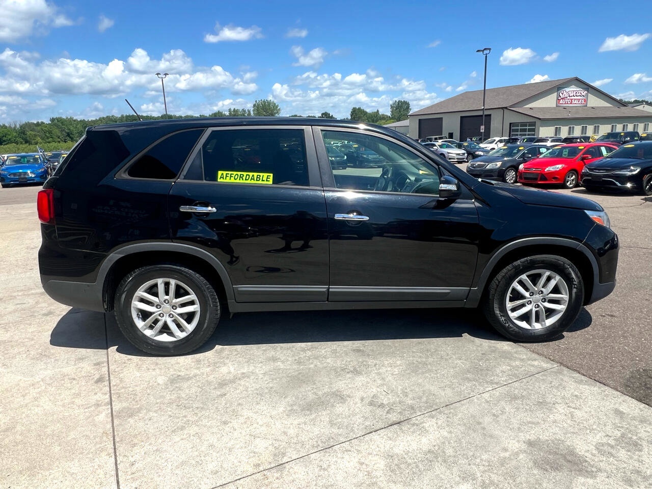 Used 2014 Kia Sorento LX image 4