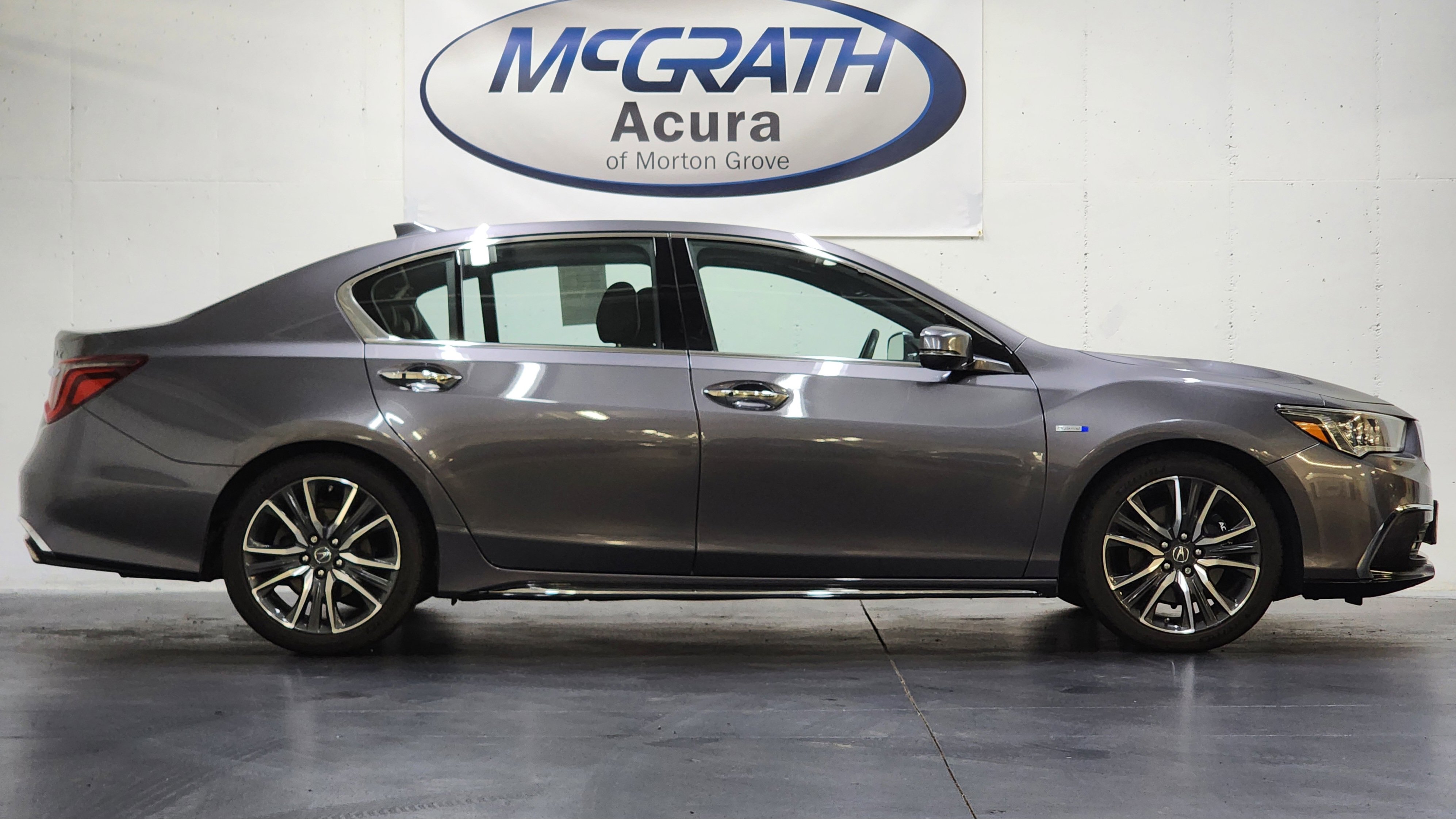Used 2020 Acura RLX Sport Hybrid w/ Advance Pkg image 3