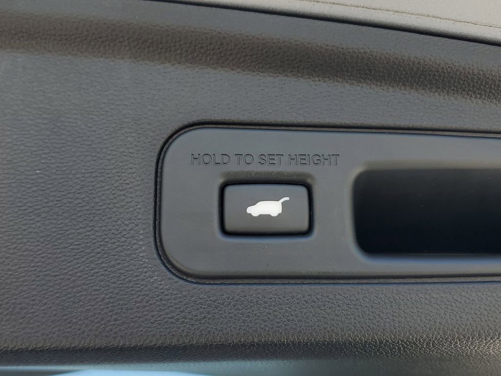 Certified 2023 Acura MDX SH-AWD w/ Technology Package image 11