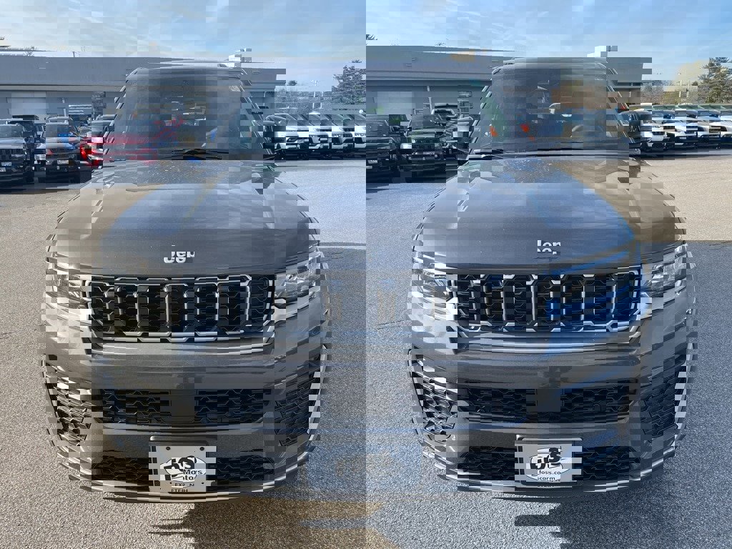 New 2026 Jeep Grand Cherokee Limited image 2