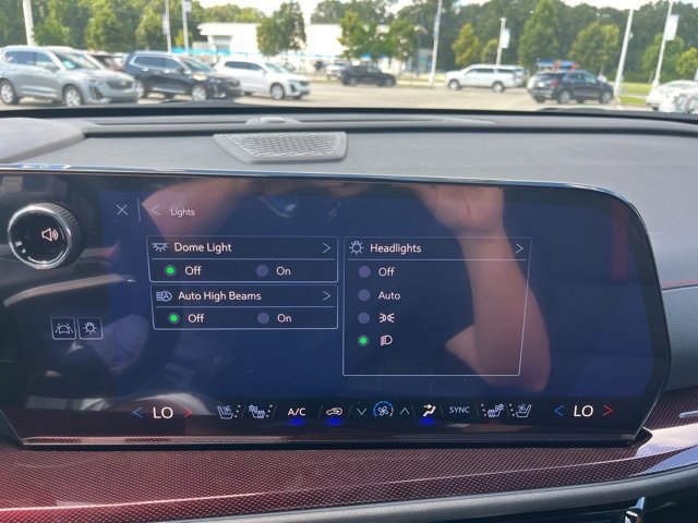 New 2026 Chevrolet Traverse RS w/ LPO, Floor Liner Package image 35