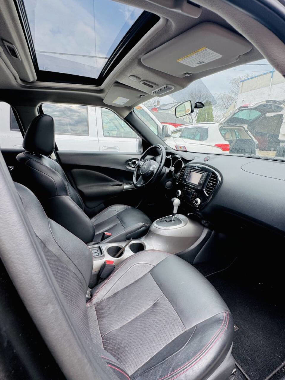 Used 2013 Nissan Juke SL image 6