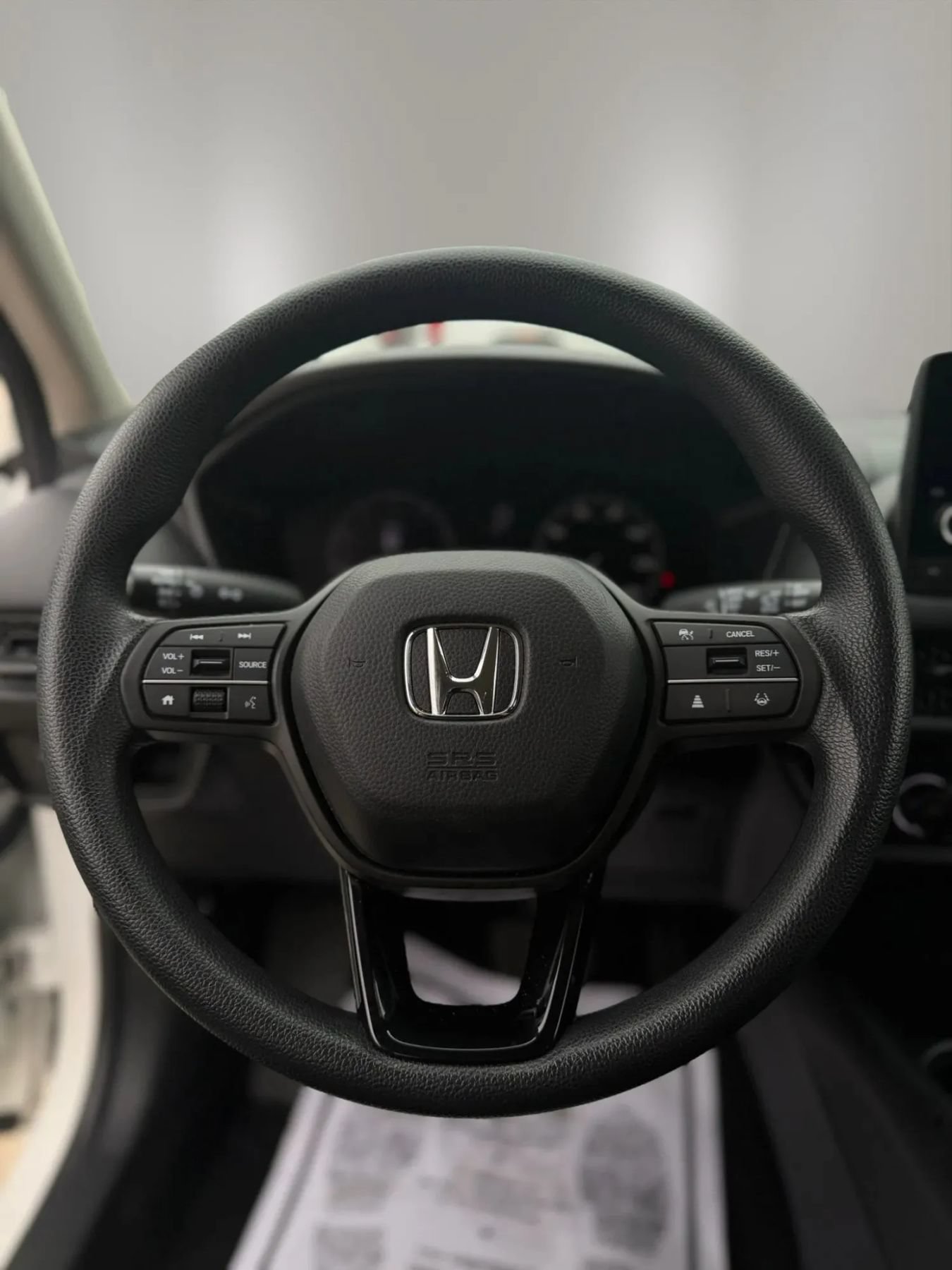 Used 2023 Honda HR-V LX image 18