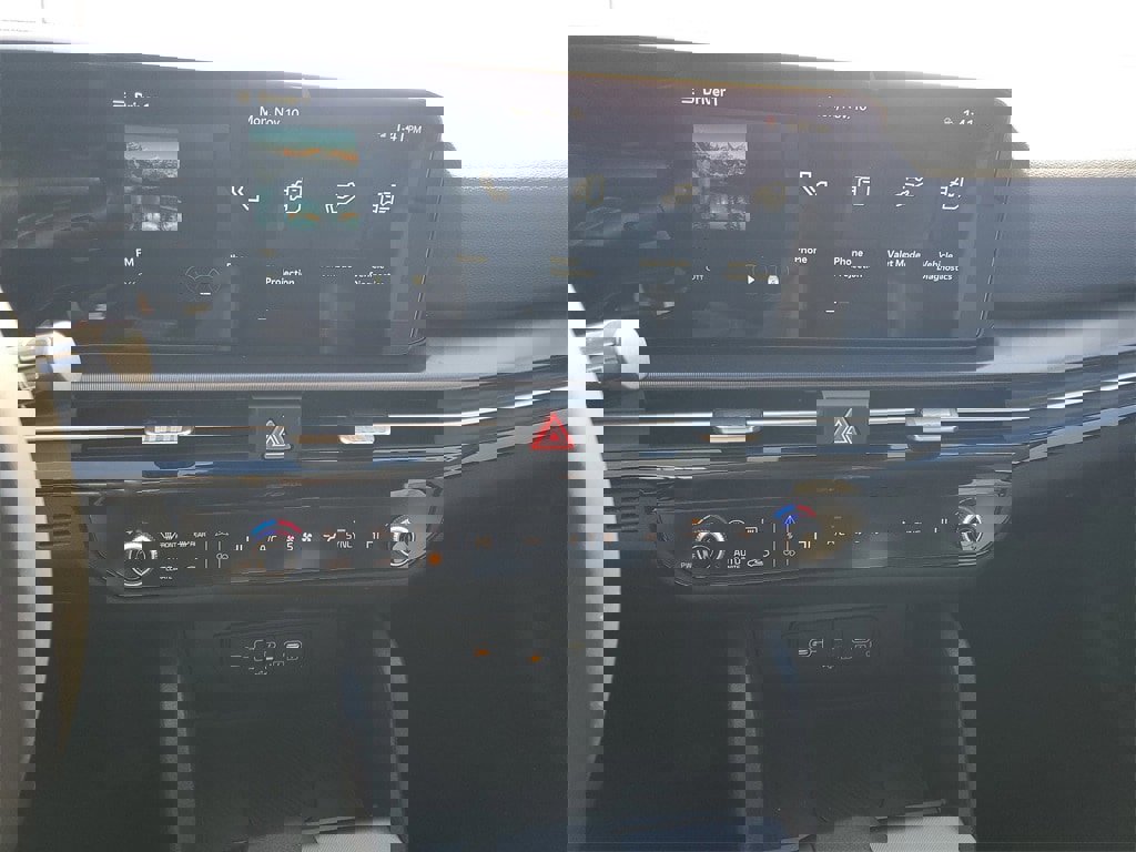 New 2026 Kia Sportage EX image 14