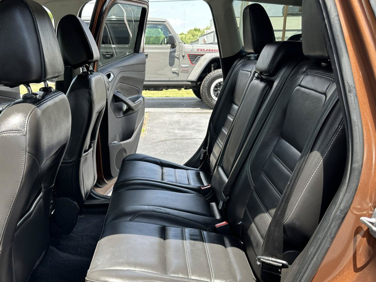 Used 2017 Ford Escape Titanium FWD image 29