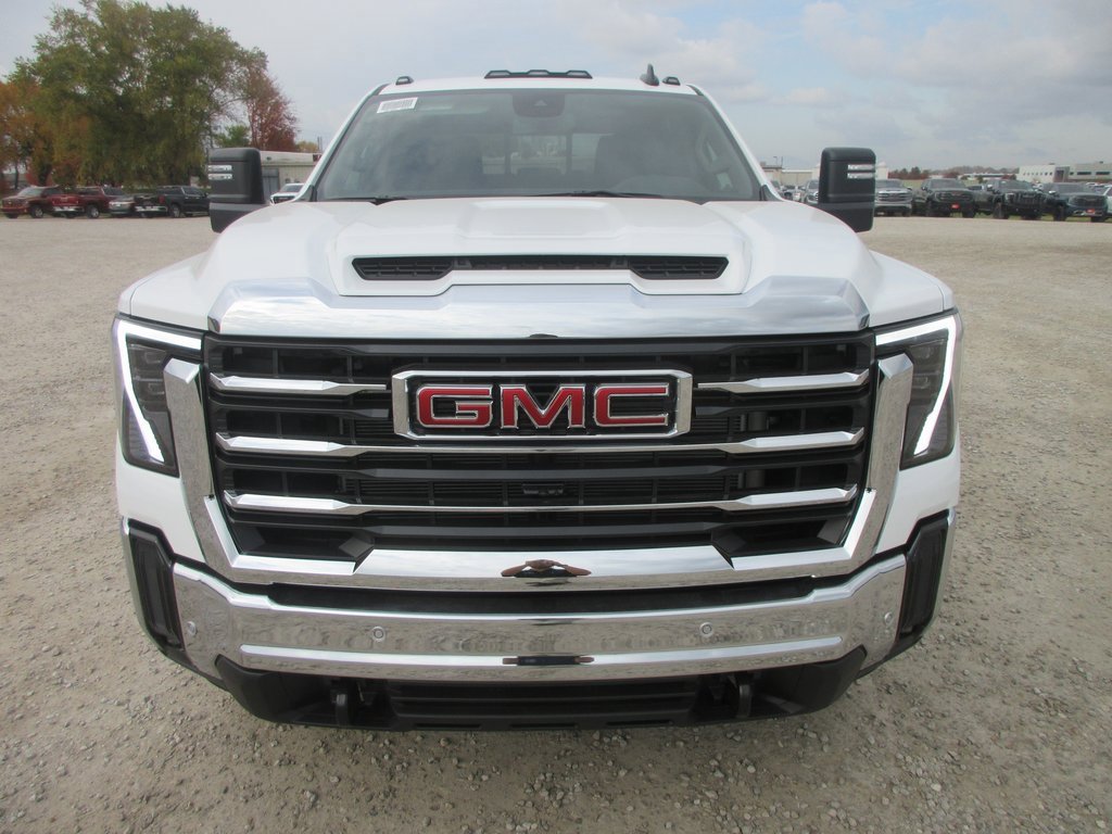 New 2026 GMC Sierra 3500 SLE image 12