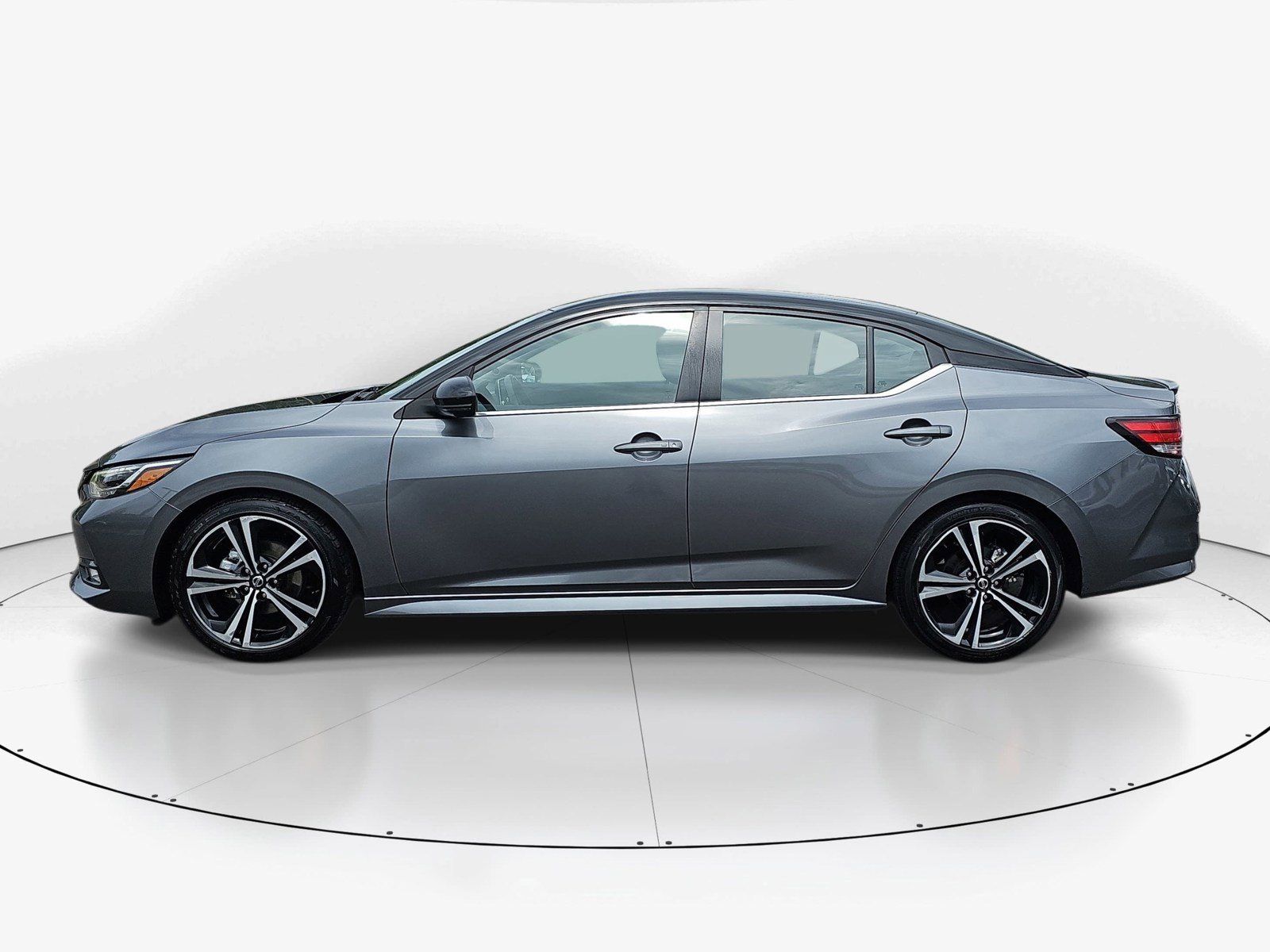Used 2022 Nissan Sentra SR w/ SR Premium Package FWD image 7