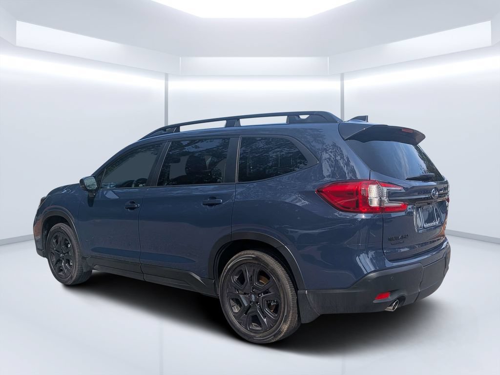 Certified 2025 Subaru Ascent Bronze Edition AWD/4WD image 5
