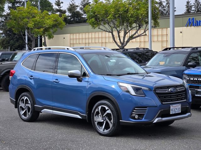 Used 2022 Subaru Forester Touring AWD/4WD image 3