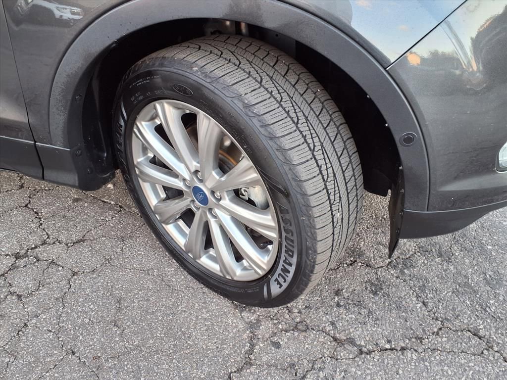 Used 2018 Ford Escape Titanium w/ Ford Safe & Smart Package image 36