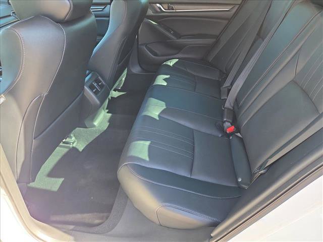 Used 2018 Honda Accord Touring image 20