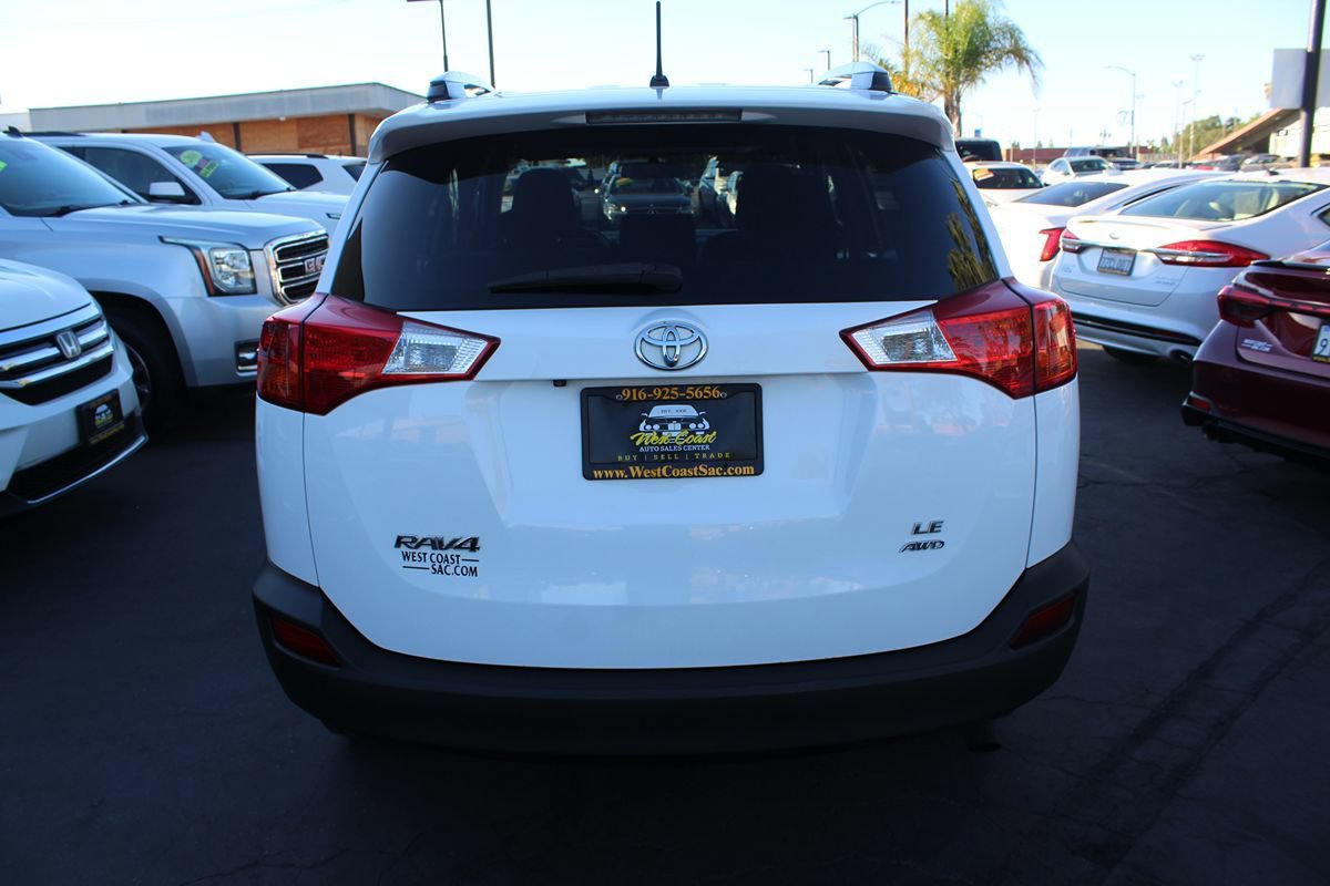 Used 2013 Toyota RAV4 LE AWD/4WD image 6