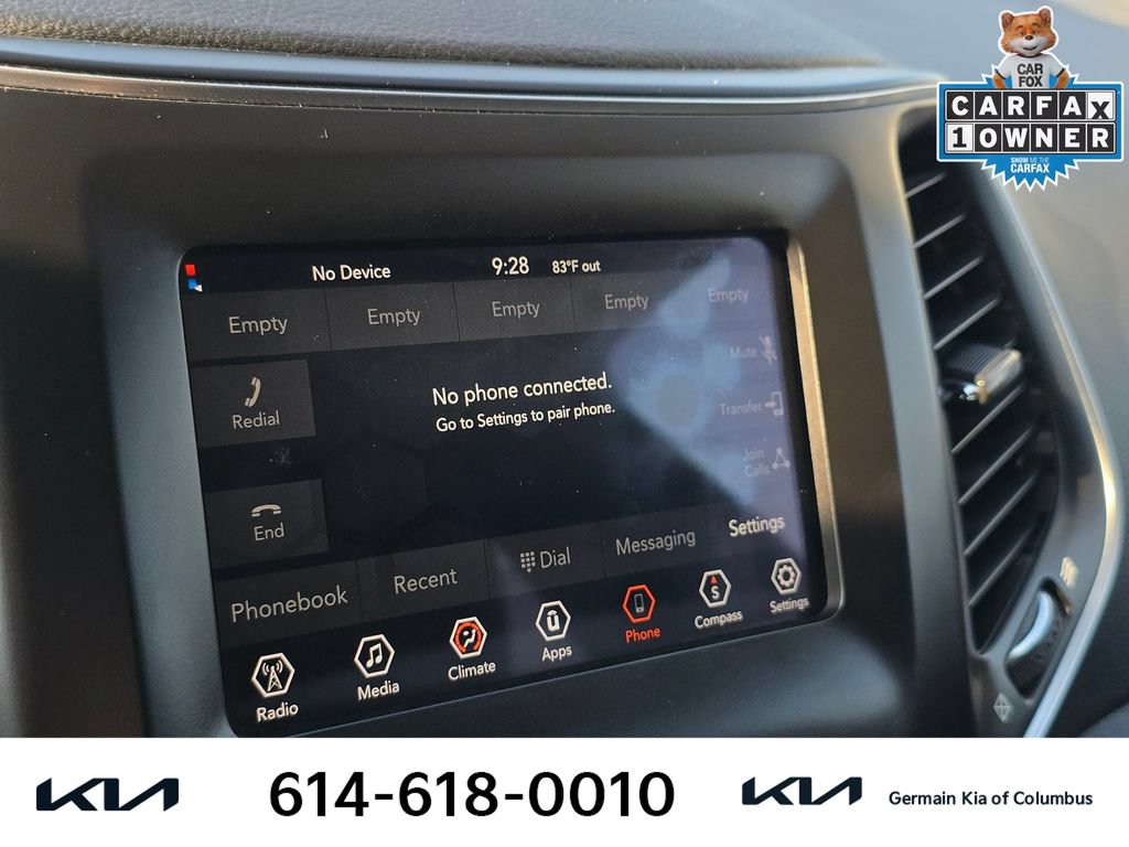 Used 2019 Jeep Cherokee Latitude w/ Popular Appearance Group FWD image 28