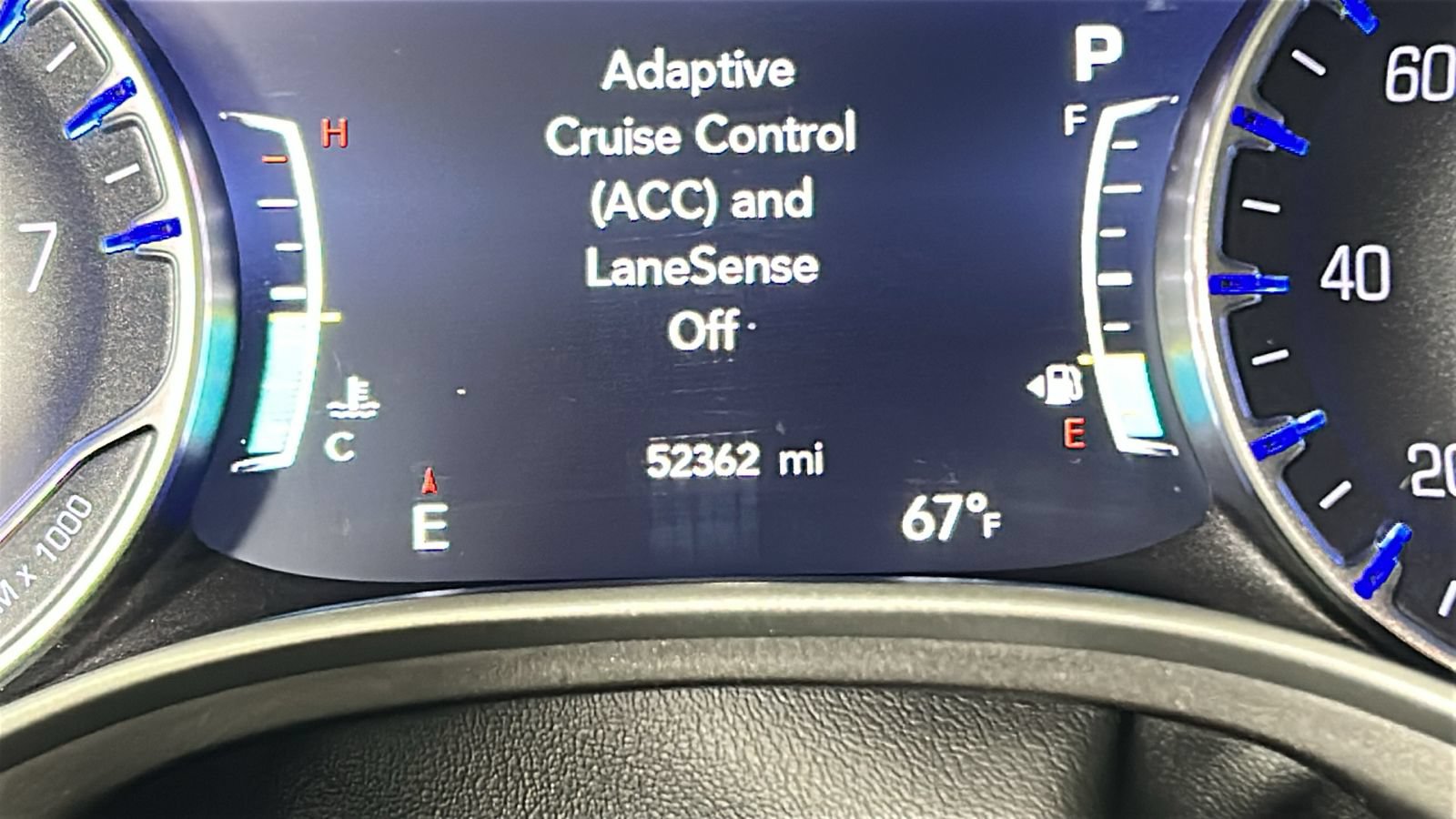 Used 2024 Chrysler Pacifica Touring-L FWD image 21