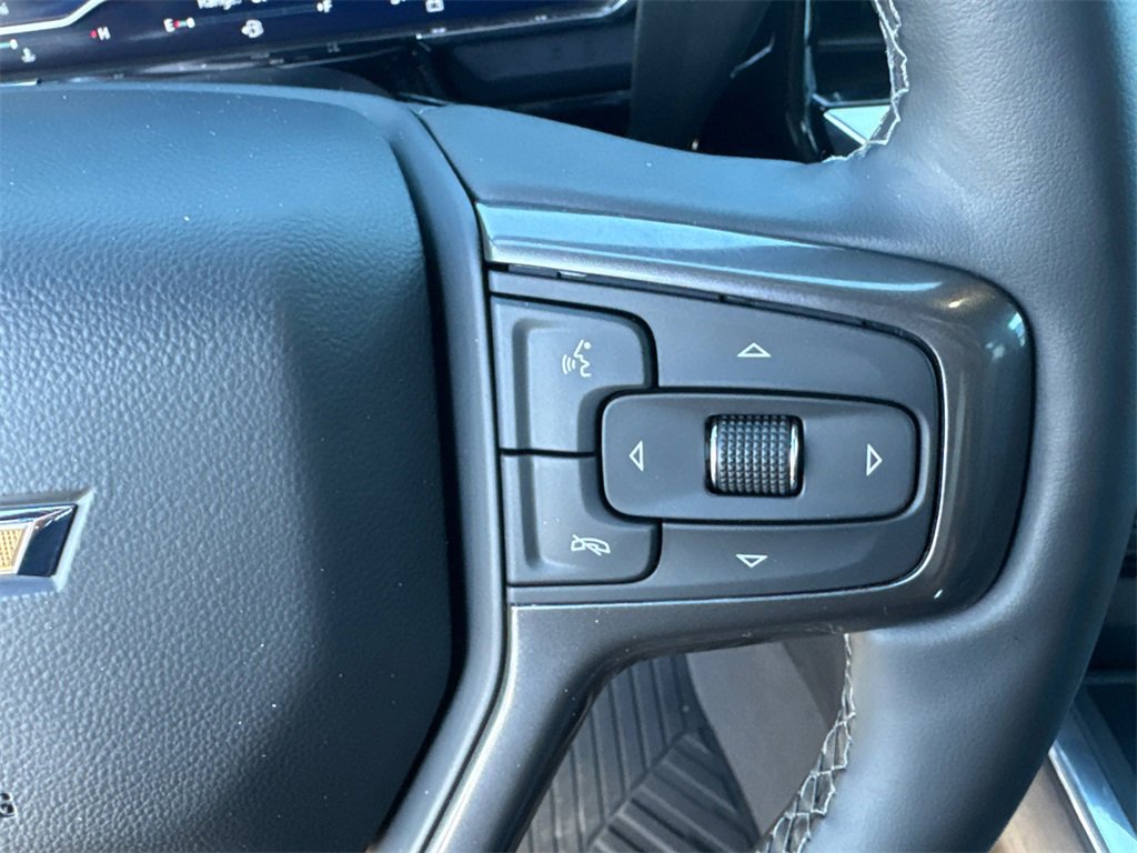 Used 2024 Chevrolet Silverado 2500 High Country w/ High Country Premium Package image 28