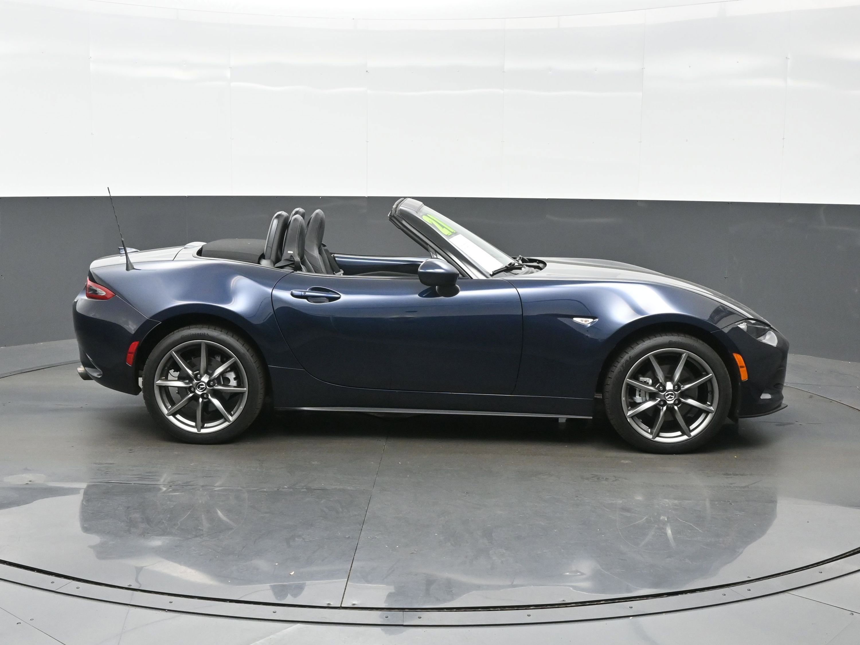 Used 2021 MAZDA MX-5 Miata Grand Touring image 7