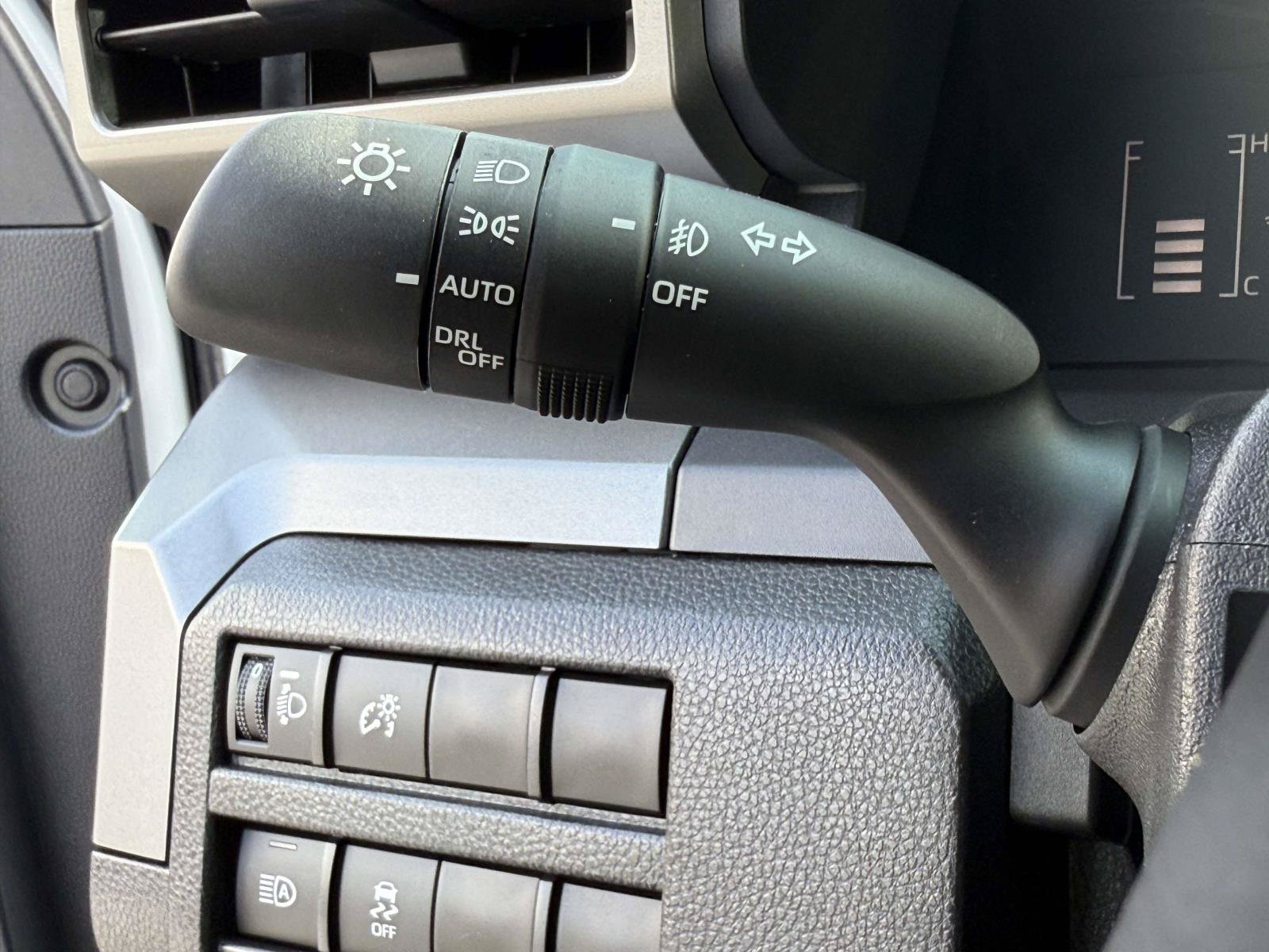 Used 2026 Toyota Tacoma SR5 RWD image 18