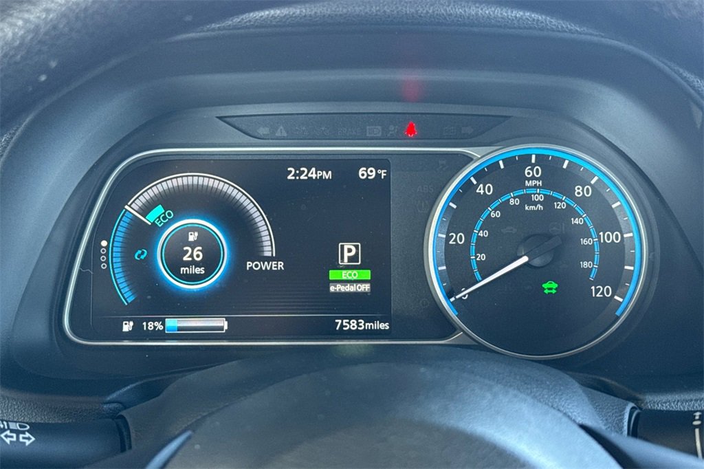 Used 2023 Nissan Leaf S image 23