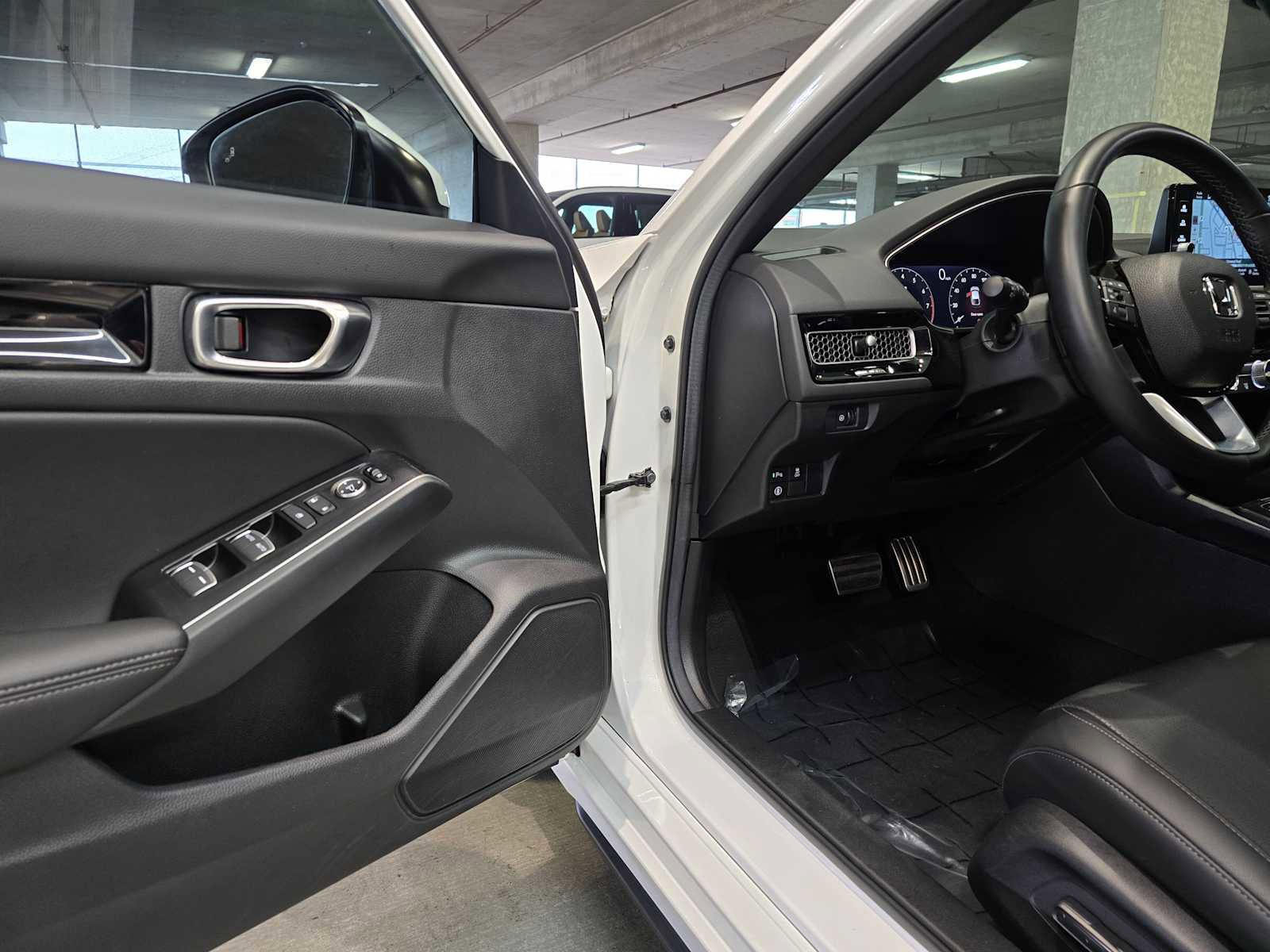 Used 2024 Honda Civic Sport Touring image 25