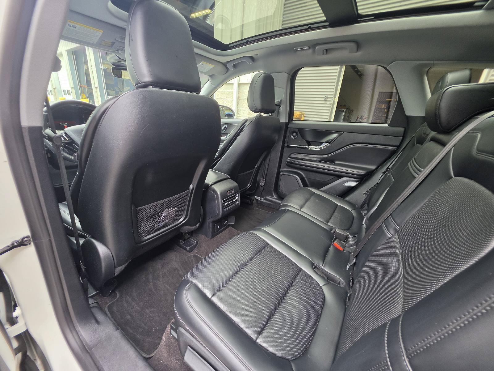 Used 2021 Lincoln Corsair Reserve w/ Equipment Group 201A AWD/4WD image 9