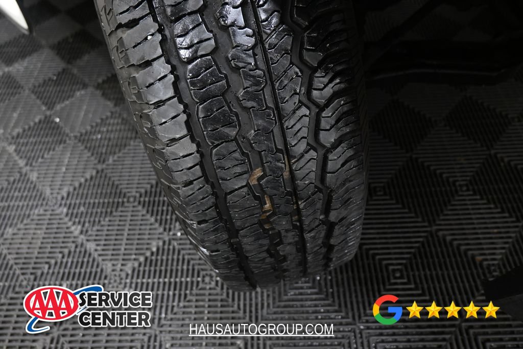 Used 1995 Chevrolet Tahoe 4WD image 17
