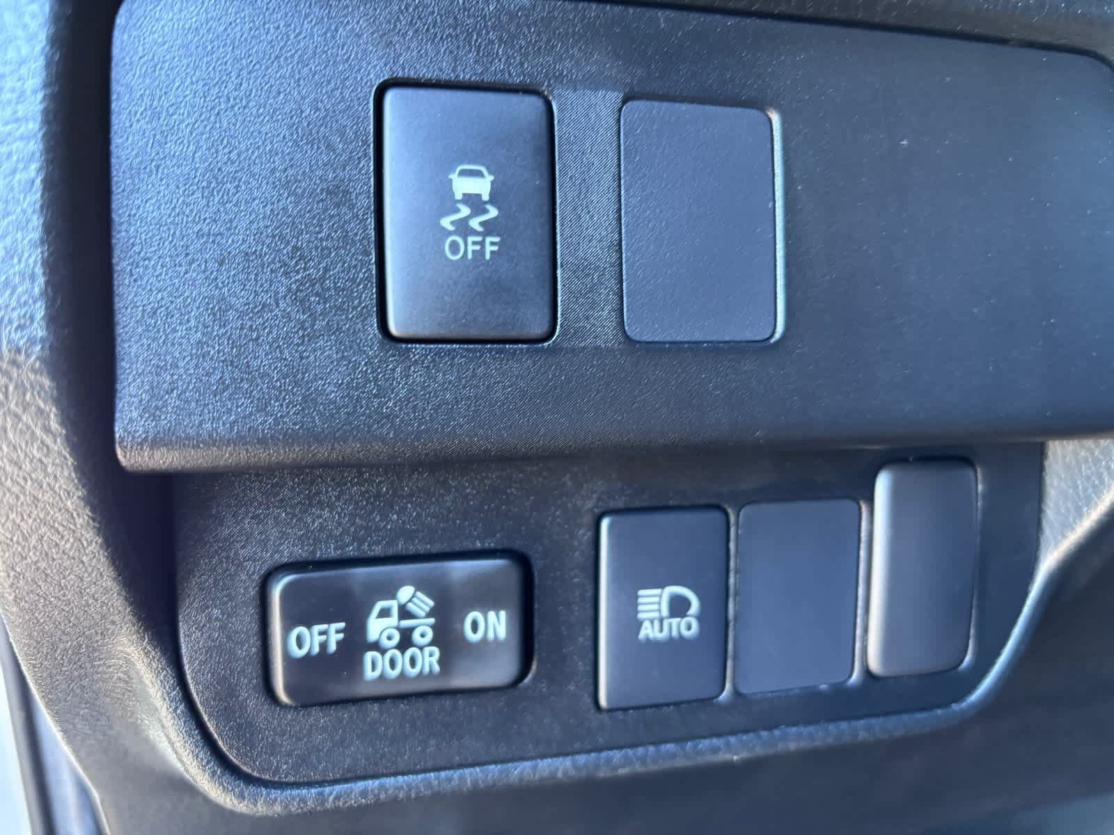 Used 2021 Toyota Tacoma SR5 RWD image 21